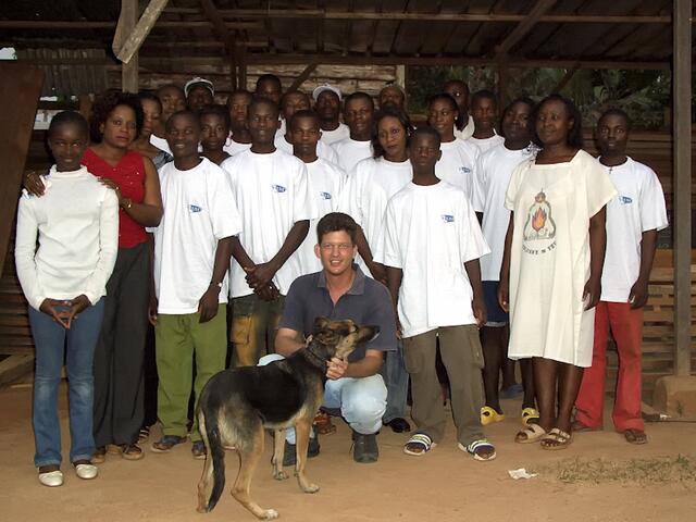 Br. Bert Meyer S.A.C.