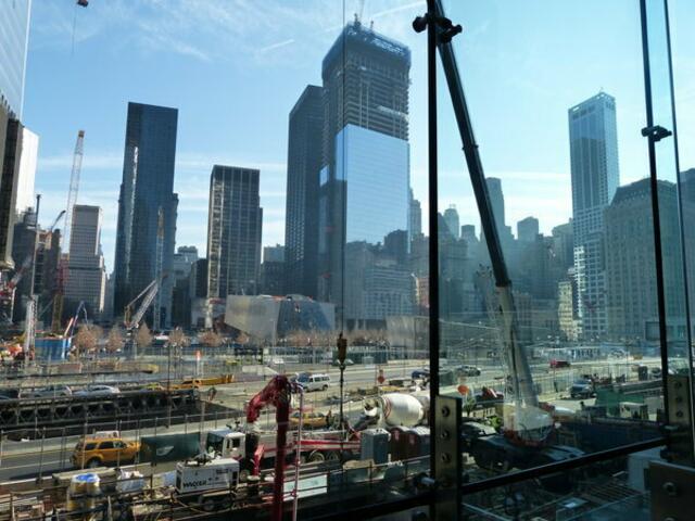 GROUND ZERO mit neuem Gebäude: Dezember 2011 - wernerhahn BILD.