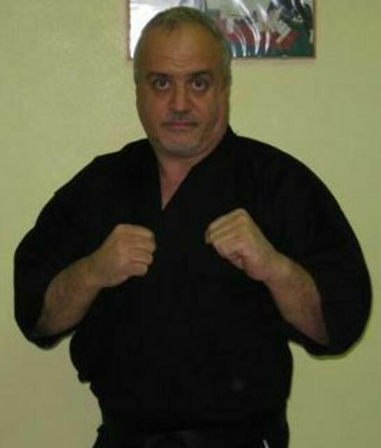 Grandmaster Marco Brondani aus Italien, zum vierten mal mit dabei mit einer immer größer werdenden Gruppe von Schülern und Meistern  ... wer sein Seminar besucht muss Hard Core sein ;)