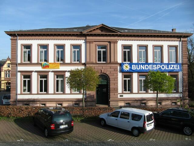 Früher Hinweis auf den Stand der Bundespolizei (06.04.2011)