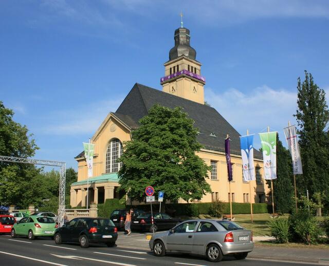 Traumkirche von außen (7.6.)
