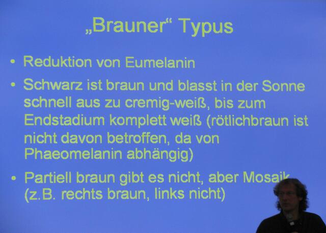 Dr. Zedler stellte verschiedene Typen der Weißfärbung vor