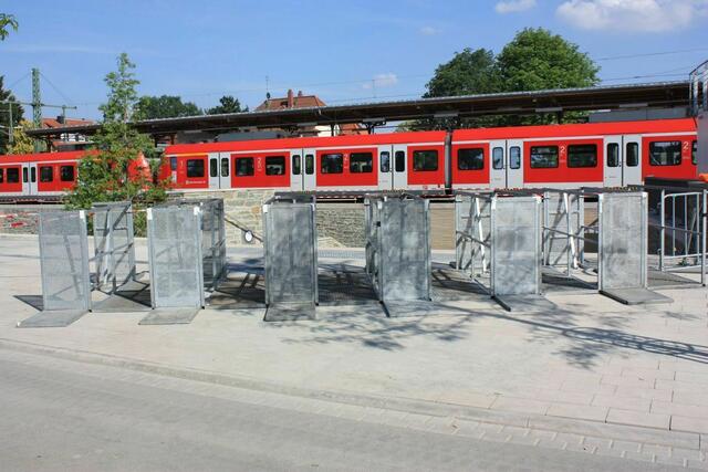 Absperrung vor der Unterführung (07.06.2011)