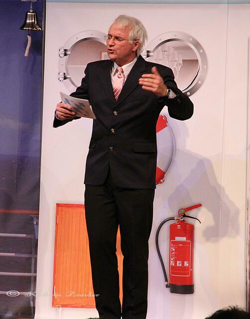 und zu Guter Letzt unser Edmund Stoiber, der es 2013 noch einmal wissen will!!!!!!!!!!