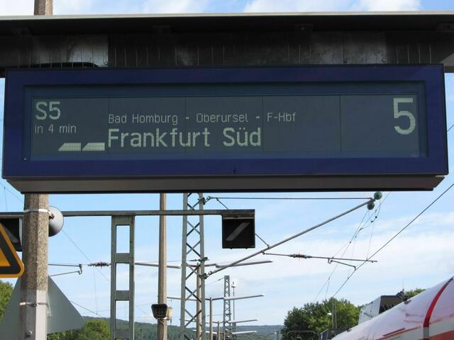 S-Bahn Anzeigetext in Friedrichsdorf (20.06.2011)