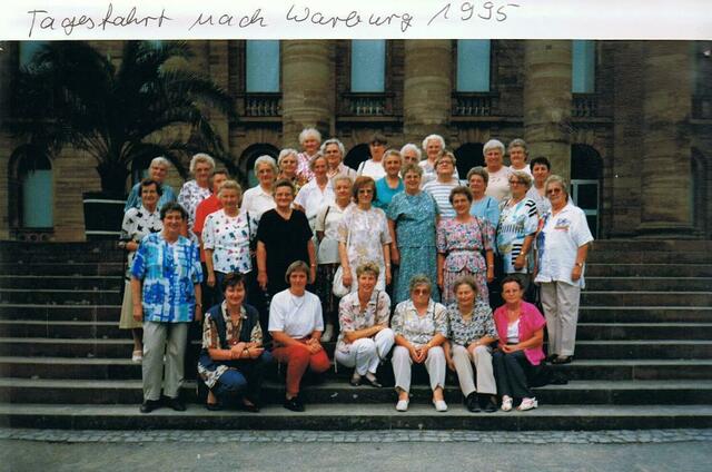 Tagesfahrt nach Warburg 1995 | Foto: Quelle: Margrit Lawrenz