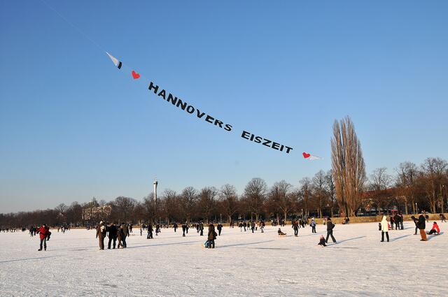 Eisspaß auf dem Maschsee.