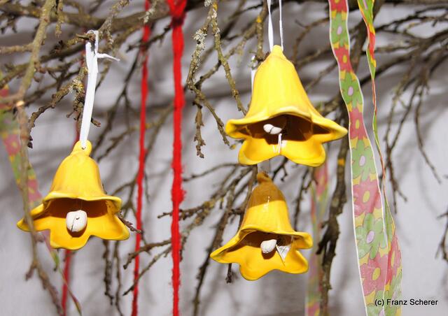 Valentinstag - Tag der Blumen, der kleinen Aufmerksamkeiten und des floralen Ausblicks auf den Beginn der Frühlingsnatur