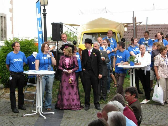 Eröffnungsgottesdienst vor St. Ursula mit Besuch vom Hessentagspaar