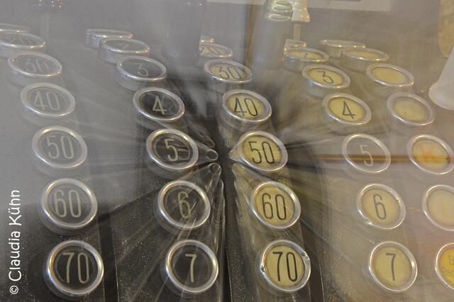 ... und diese mal ganz futuristisch ;-)