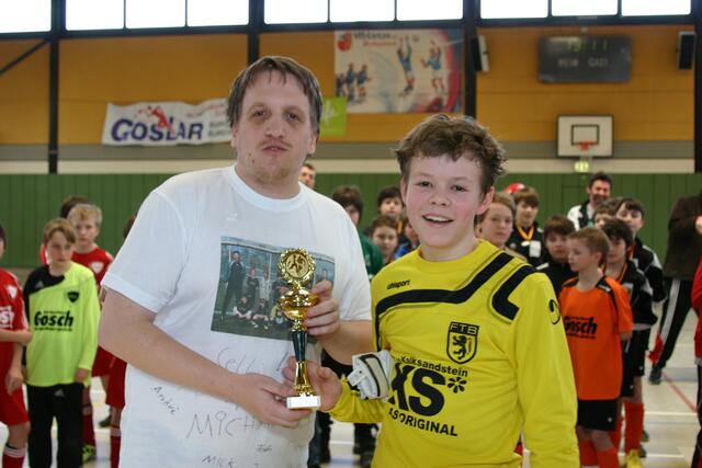 und dem besten Torwart des Uetze Cups Lorenz Löser