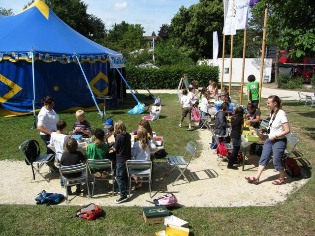 17.06.: Basteln vor der Traumwerkstatt