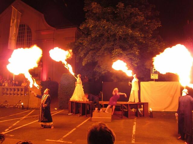 10.06.: Sancto Petrolio mit dem Feuertheater "TraumZeit"