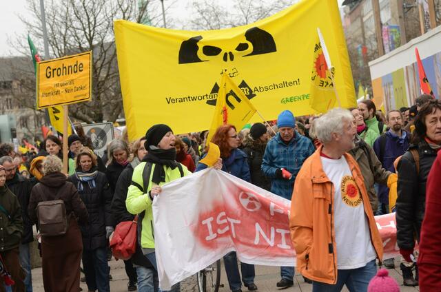 anti-atom-demo zum jahrestag von Fukushima, Hannover, 11.märz 2012    24