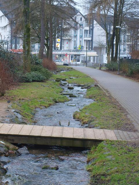 Leierbach,für Kinder beliebter Spielplatz...