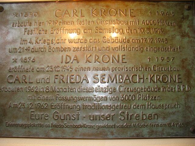 Die Geschichte der Familie Krone