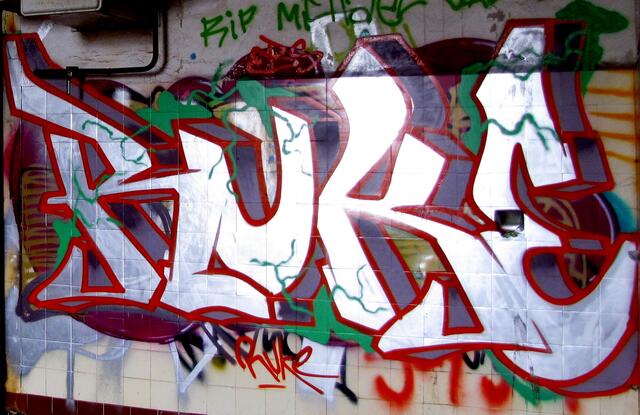Kunst auf Kacheln.
