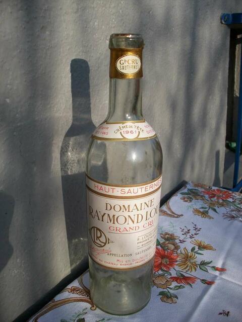 Wein von 1961 - zu schade zum Verticken bei ebay! Da der Korken sich schon auflöste, bestand zum Austrinken höchste Eile... - lecker!!!