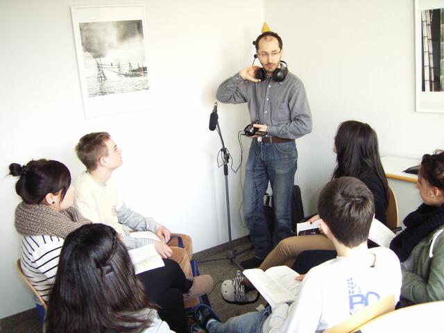 Das Elternsprechzimmer umfunktioniert als Aufnahmestudio.