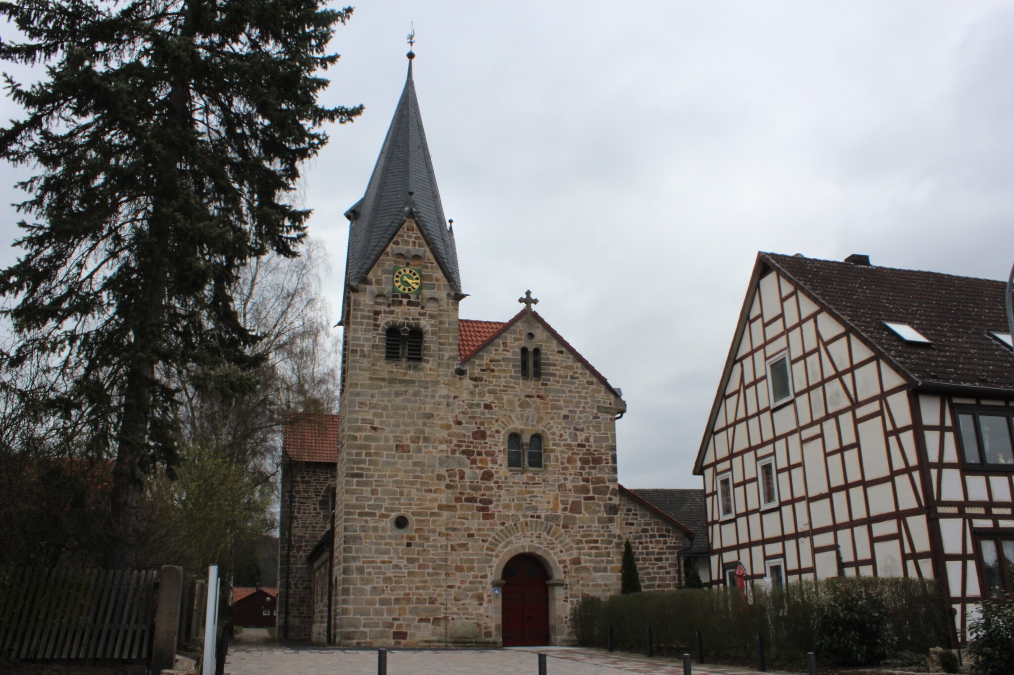 An der Fulda entlang... Marienbasilika in Wilhelmshausen Kassel
