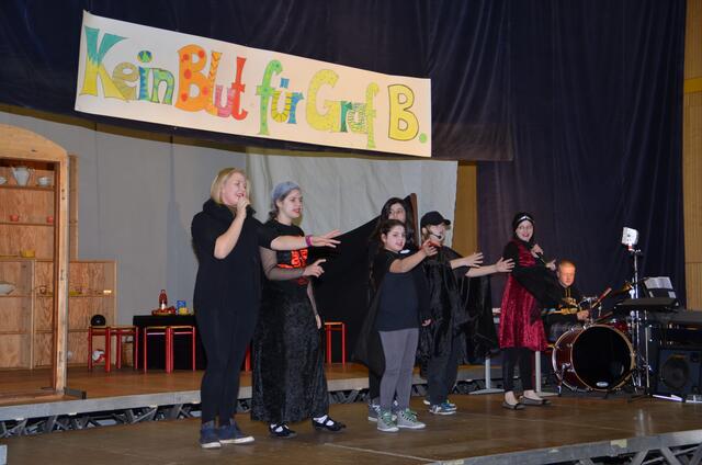 Vampire singen ihr Lied vom Anderssein