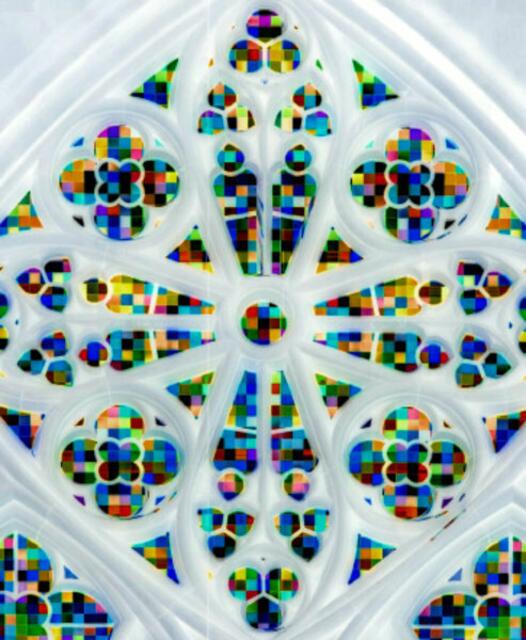 Gerhard RICHTER & Kölner Dom-Fenster; siehe kritisch werner hahn dazu im web. NICHTS Neues von G.R. ... Keine EVOLUTION bildkünstlerisch ... OCCUPY Kunstmarkt !!!