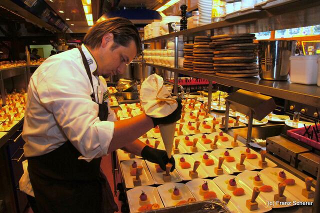 Edel & Weiß - Spitzenköche beim Themenabend in der Sterndl´ Alm auf dem Augsburger Frühjahrsplärrer
