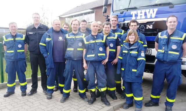 die Mannschaft vom THW Peine reiste mit dem neuen LKW an