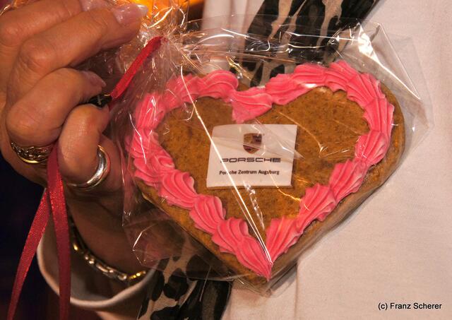 Edel & Weiß - Spitzenköche beim Themenabend in der Sterndl´ Alm auf dem Augsburger Frühjahrsplärrer. Edle Herzen, gesponsert von Augsburger Porsche-Zentrum