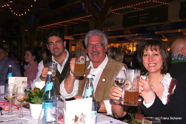 Edel & Weiß - Spitzenköche beim Themenabend in der Sterndl´ Alm auf dem Augsburger Frühjahrsplärrer