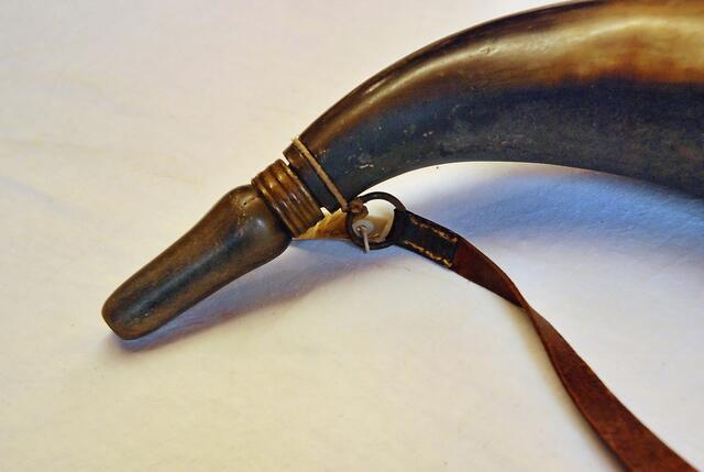 Das Burhorn (Dorphorn) hing am Stuhl des Dorfvorstehers und somit immer griffbereit ...