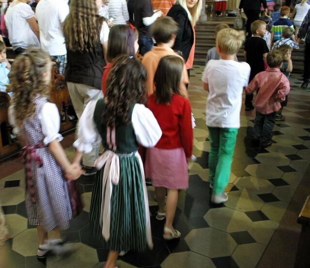 Den Schluß bilden die Hortkinder