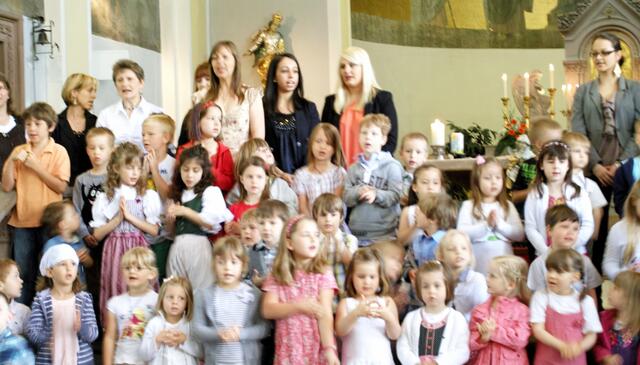 Wo Kinder Freude bringen, ist sie da