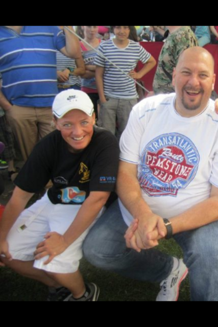 zwei prominente Sympathieträger Tina Schüßler und Jumbo Schreiner / Event für "Stunde des Herzens" in Stadtbergen/Augsburg