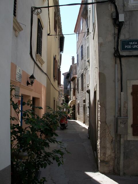 Malerische Winkel und Gassen, dazu die Baustile der unterschiedlichen Epochen findet man in den kleinen Städten