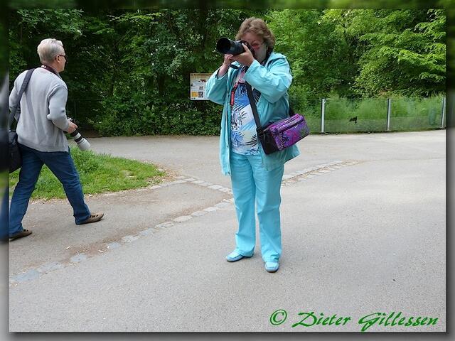 Ihr müßt genau auf mich zukommen, also alles nochmal zurück ....