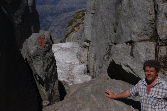Fast am Ziel. In 1000 m Höhe war hier die Schneegrenze erreicht.