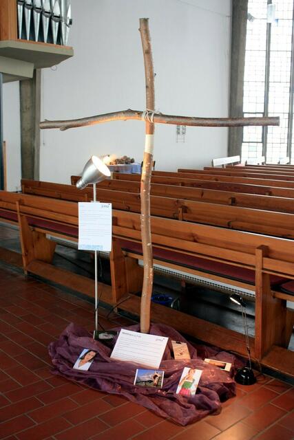 Jona-Gemeindefestival in Stadtallendorf: Raum der Stille in der Stadtkirche