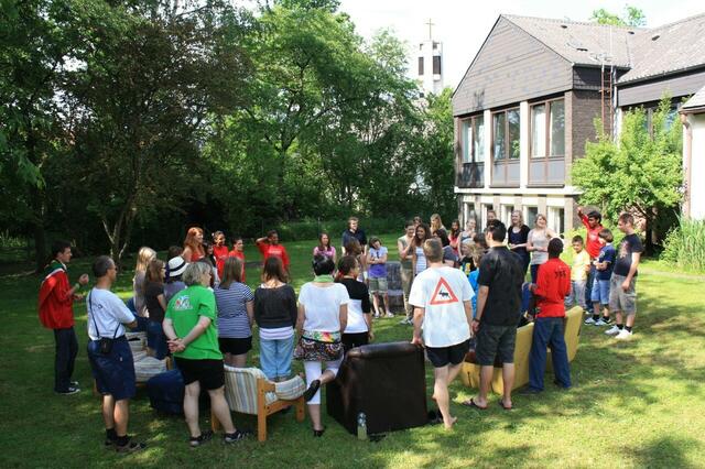 Jona-gemeindefestival in Stadtallendorf: Jugendprogramm am Gemeindehaus in der Liebigstraße