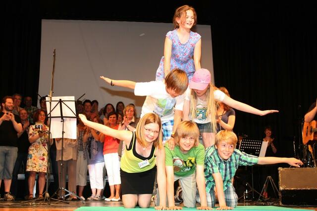 Jona-Gemeindefestival in Stadtallendorf: Abschlussveranstaltung in der Stadthalle
