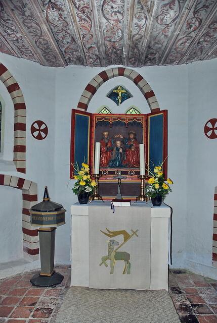 Altar in der Otzer Kapelle