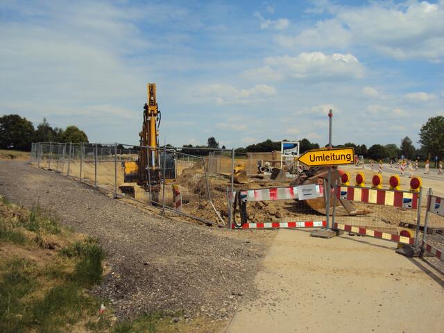 .. der Radweg wurde umgeleitet ..