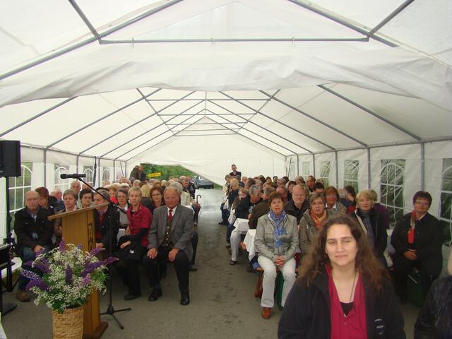 Rund 200 Besucher waren beim Jubiläumsgottesdienst in Lindenhof.