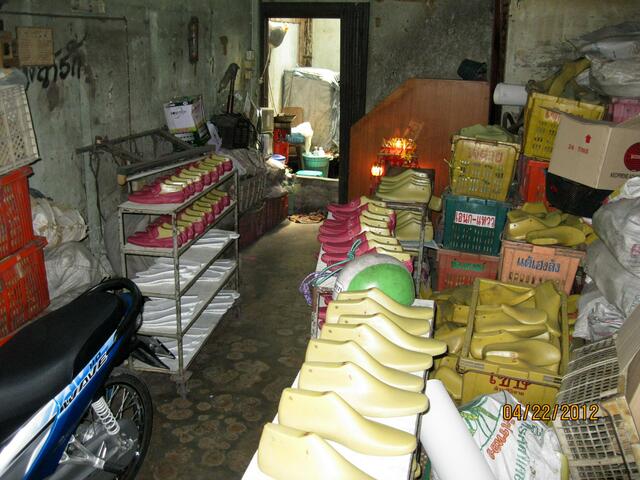 Einheimische Schuhfabrik