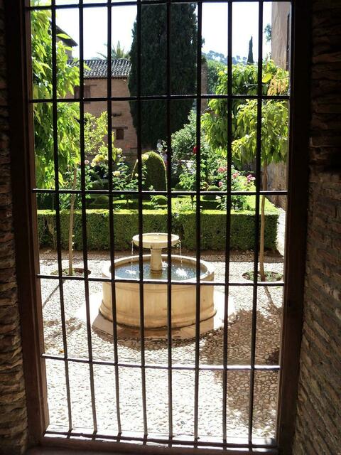 IM GENERALIFE