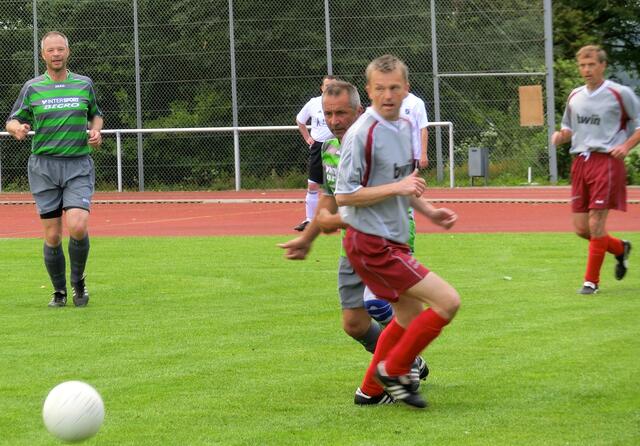Ü40-Spielszene FSV Buchenau - VfB Lohra (Foto: Dersch)