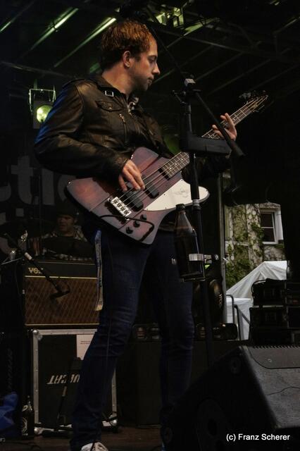 Mittendrin 2012 in Friedberg - Pardon Mrs. Arden machte besten Indie-Rock. Klasse Auftritt!