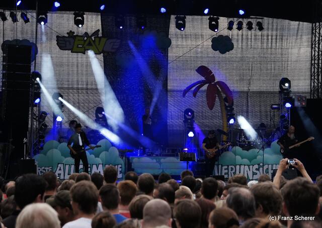 Erste Allgemeine Verunsícherung - EAV Best of-Tour am 7.6.2012 beim Grenzenlos-Festival in Augsburg