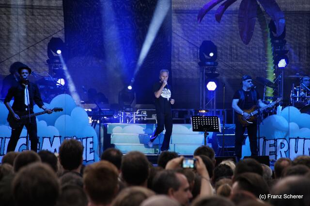 Erste Allgemeine Verunsícherung - EAV Best of-Tour am 7.6.2012 beim Grenzenlos-Festival in Augsburg