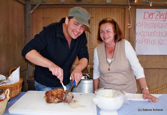 Mittendrin 2012 in Friedberg - Leckere Schmankerl gabs vom Friedberger Zieglerbräu
